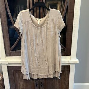 Matilda Jane Tan Cap Sleeve Pleated Blouse